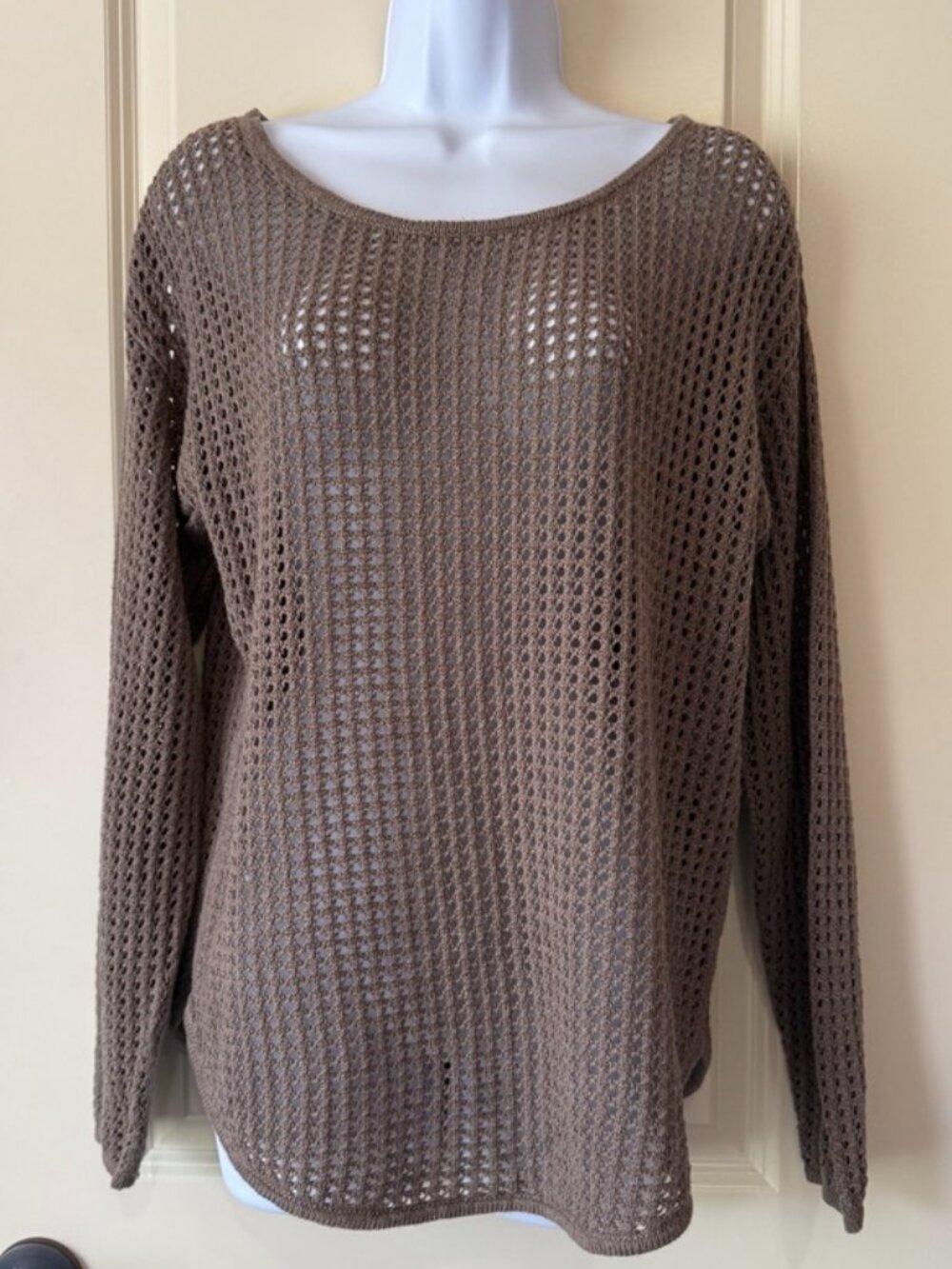 Jeanne Pierri Sweater size Medium